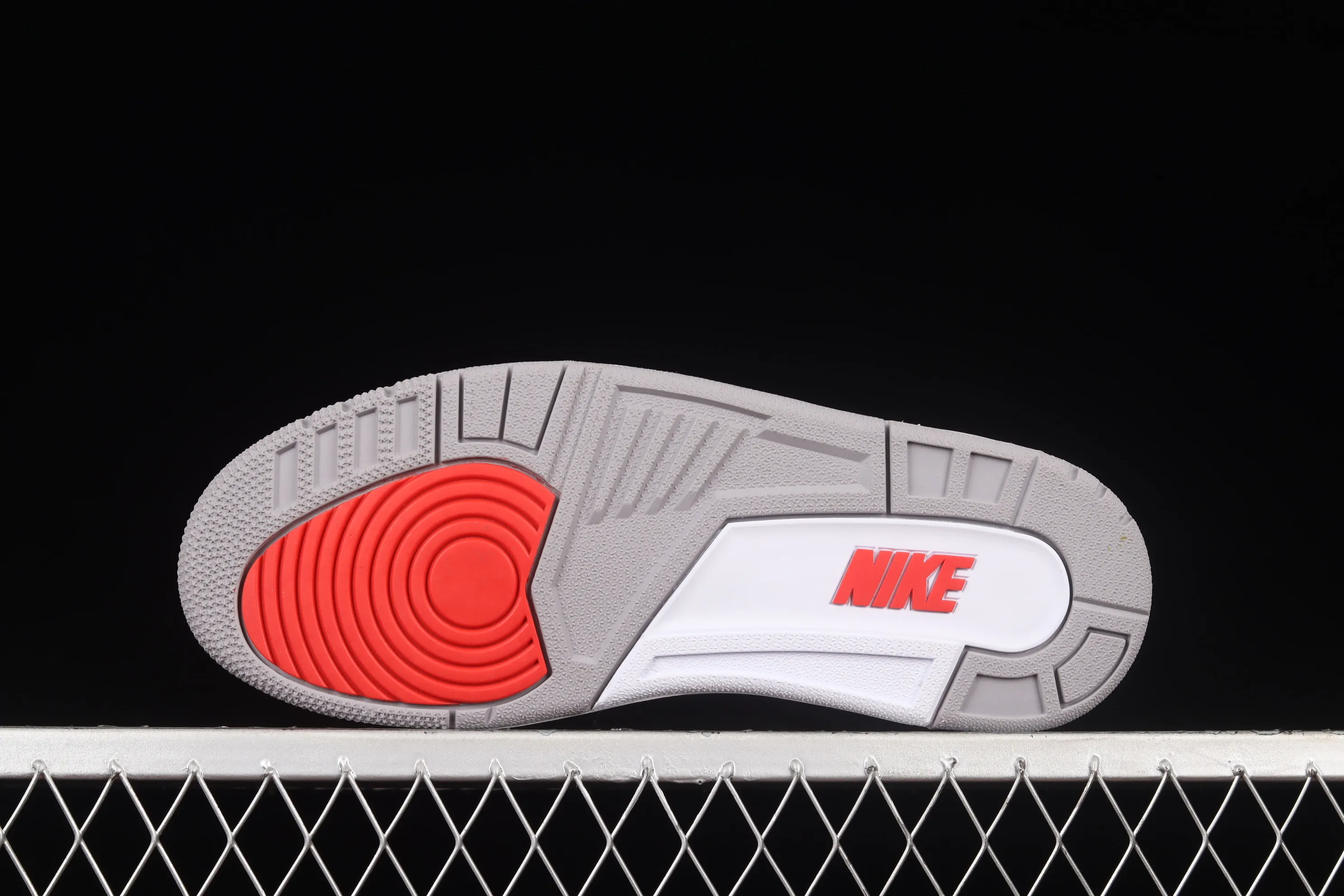 All Categories Air Jordan Jordan Series Basketball Shoes Air Jordan 3 Foreign Trade Version Air Jordan 3 Retro Black Cement (2018) AJ3 Joe 3 Retro Black Cement 854262-001